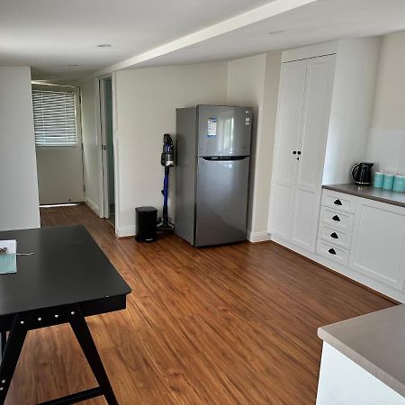 Cornelias Cottage Mount Gambier Central Экстерьер фото
